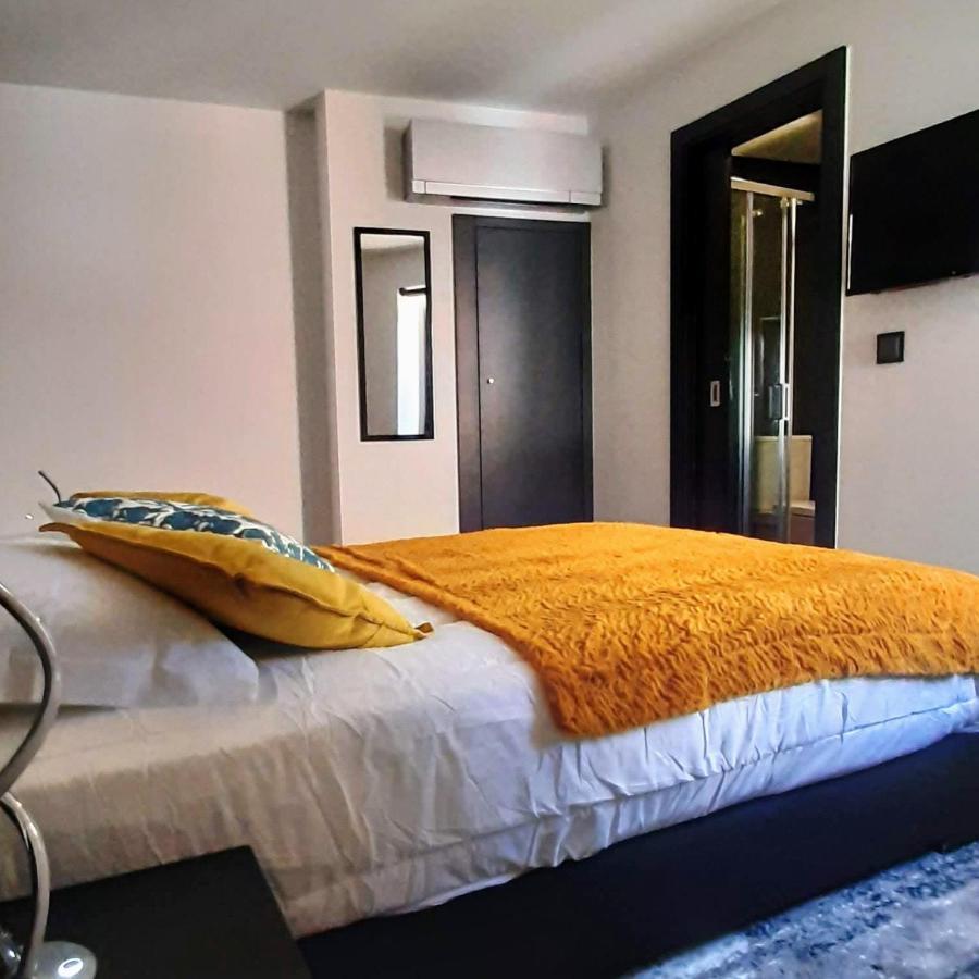 Taska Vila Velha Mirandela Exterior photo